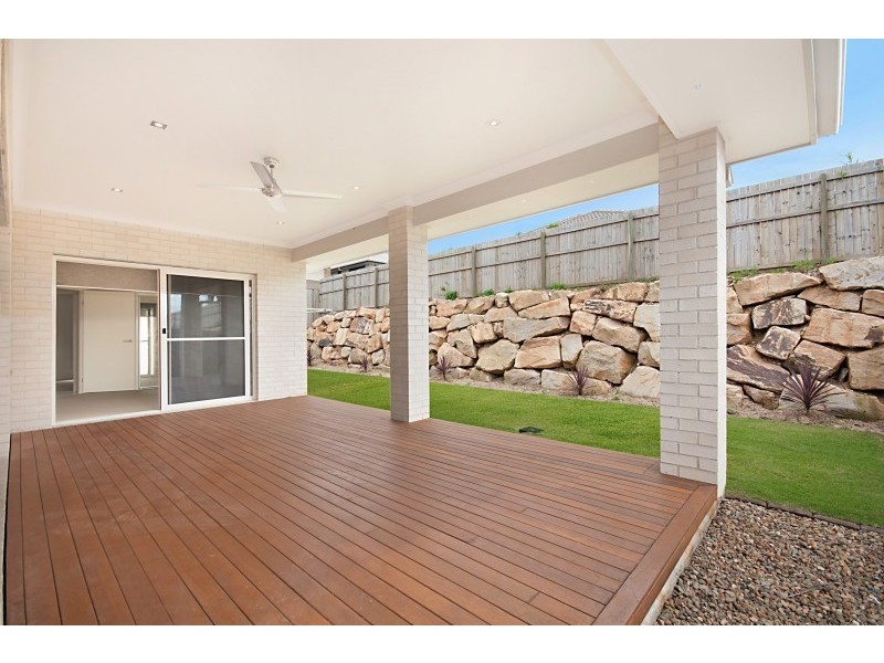 10 Calder Street, North Lakes QLD 4509