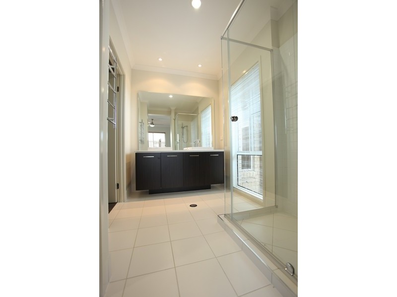 109 Mackintosh Drive, North Lakes QLD 4509