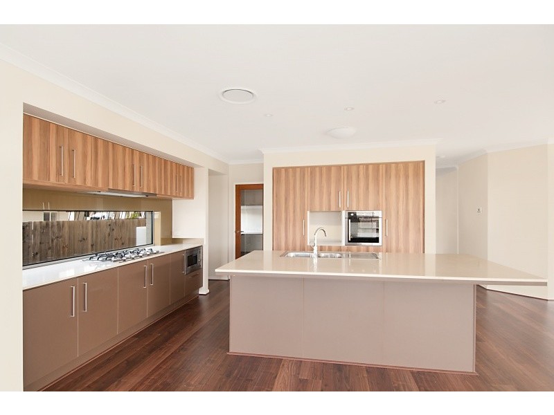 4 Merion Crescent, North Lakes QLD 4509