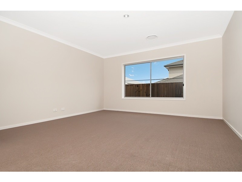 4 Merion Crescent, North Lakes QLD 4509
