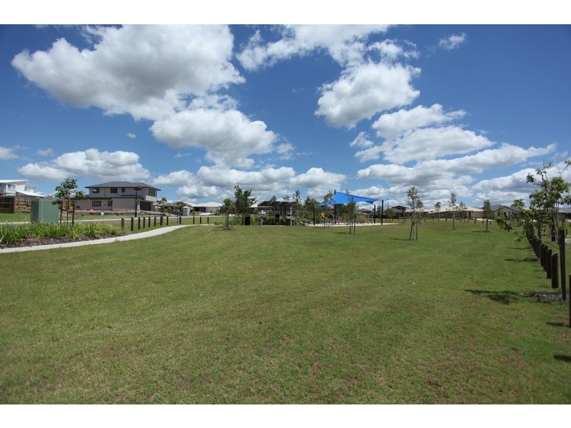 4 Merion Crescent, North Lakes QLD 4509