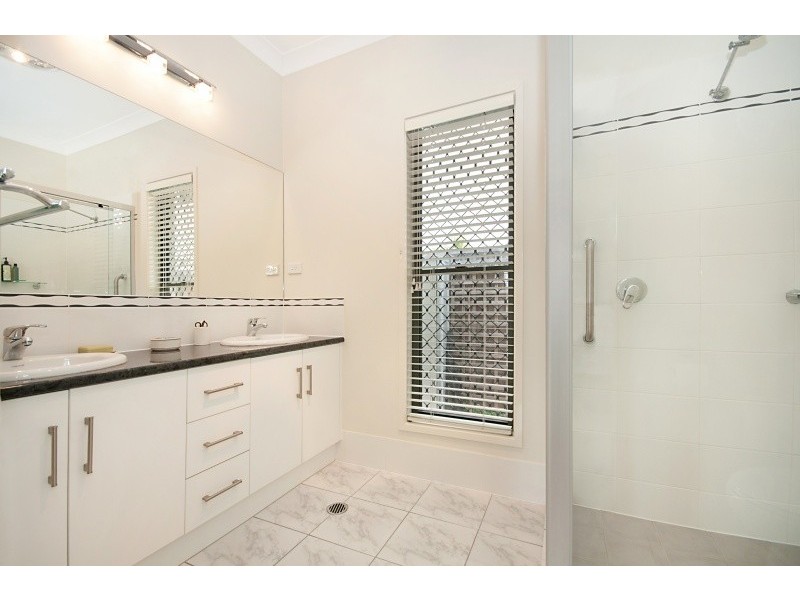 36 Pandorea Circuit, North Lakes QLD 4509