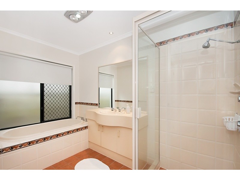 1 Songlark Court, Mango Hill QLD 4509