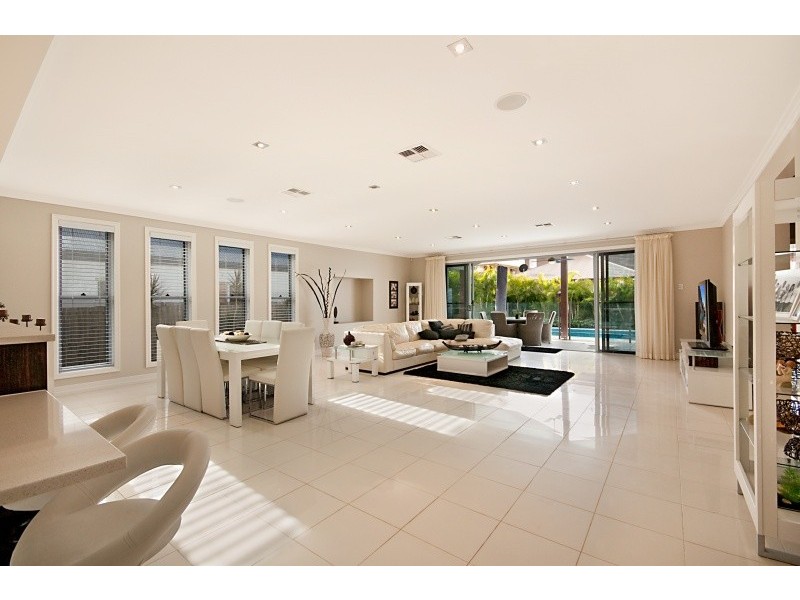 14 Allenby Close, North Lakes QLD 4509