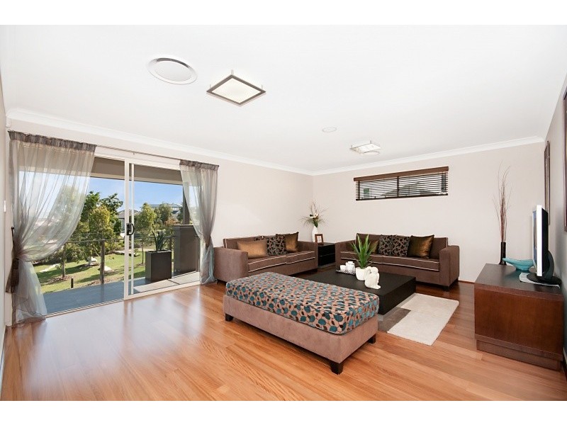38 Forrestal Circuit, North Lakes QLD 4509