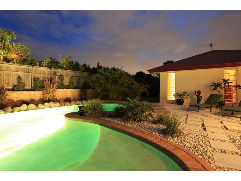 102 Copeland Drive, North Lakes QLD 4509