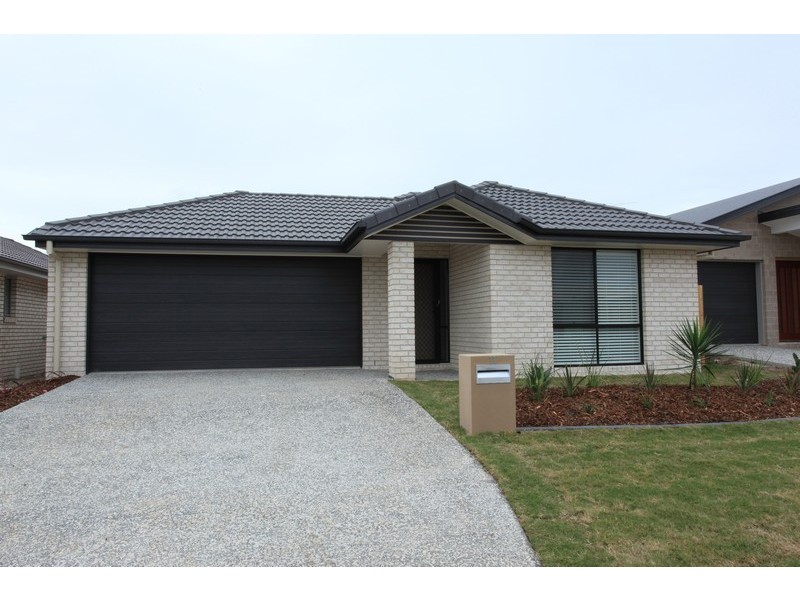 11 Mersey Street, North Lakes QLD 4509