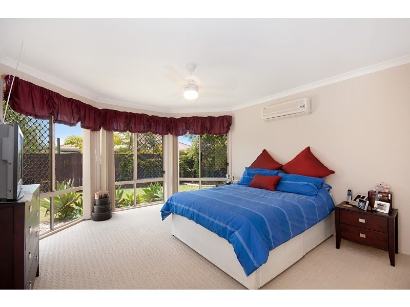 16 Mcpherson Court, North Lakes QLD 4509