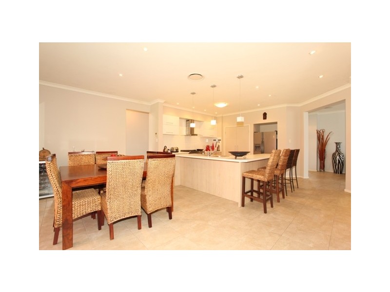 12 Douglas Circuit, North Lakes QLD 4509