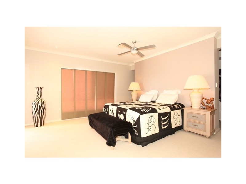 12 Douglas Circuit, North Lakes QLD 4509