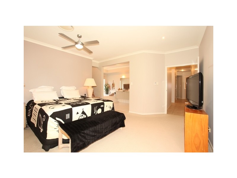 12 Douglas Circuit, North Lakes QLD 4509