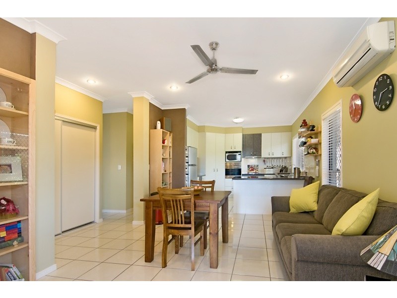 10 Kangaroo Street, North Lakes QLD 4509
