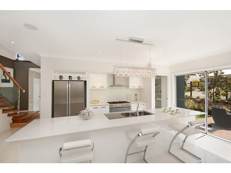 18 Forrestal Circuit, North Lakes QLD 4509