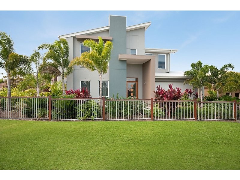 18 Forrestal Circuit, North Lakes QLD 4509
