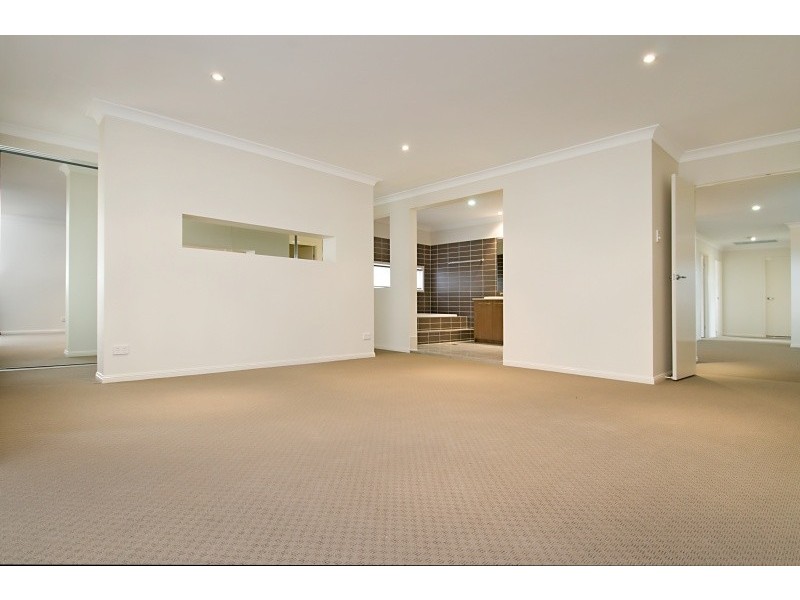 9 Els Court, North Lakes QLD 4509