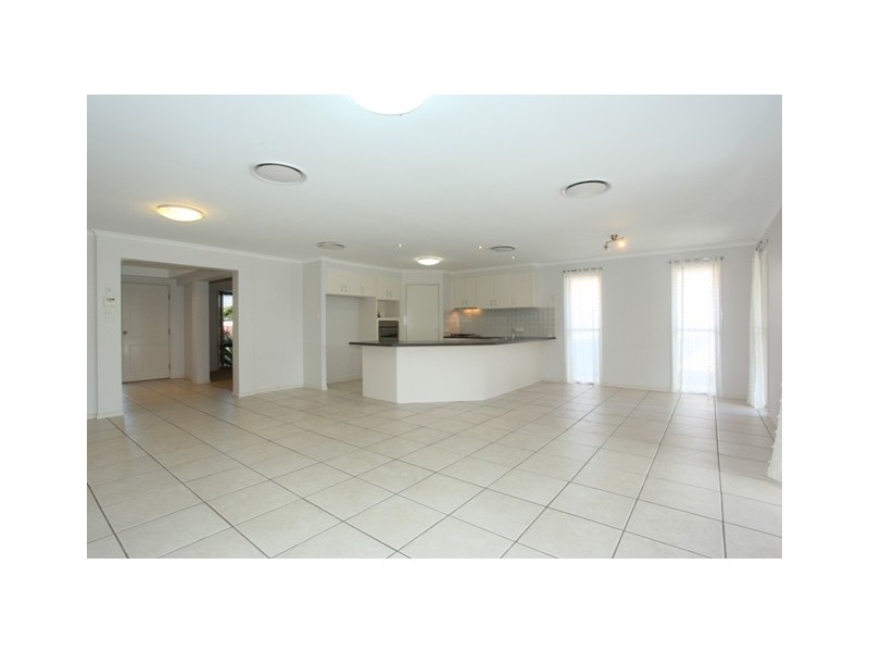 5 Springsure Parade, North Lakes QLD 4509