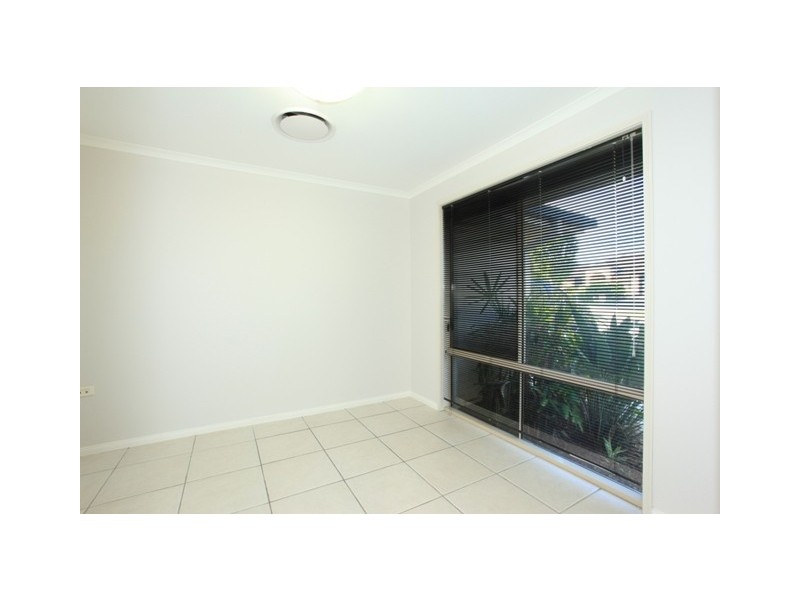 5 Springsure Parade, North Lakes QLD 4509