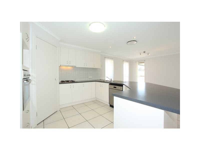 5 Springsure Parade, North Lakes QLD 4509
