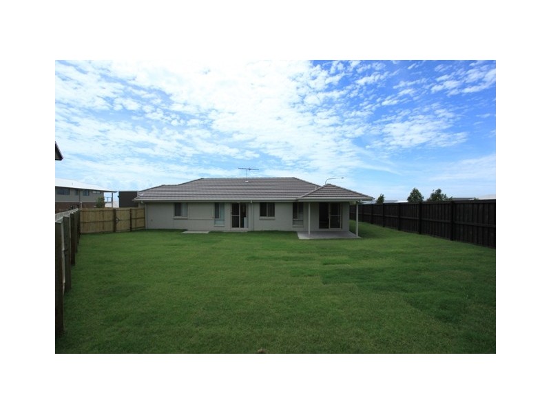 119 Mackintosh Drive, North Lakes QLD 4509