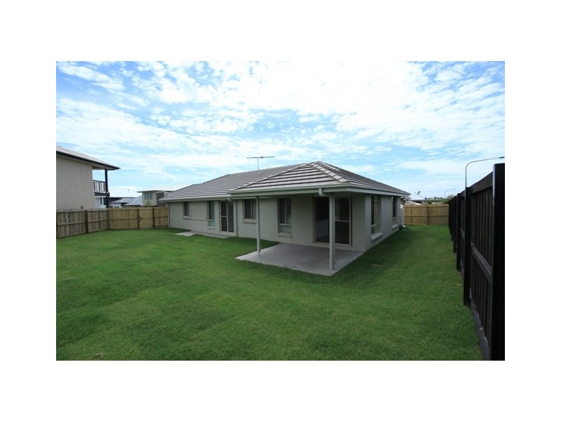 119 Mackintosh Drive, North Lakes QLD 4509