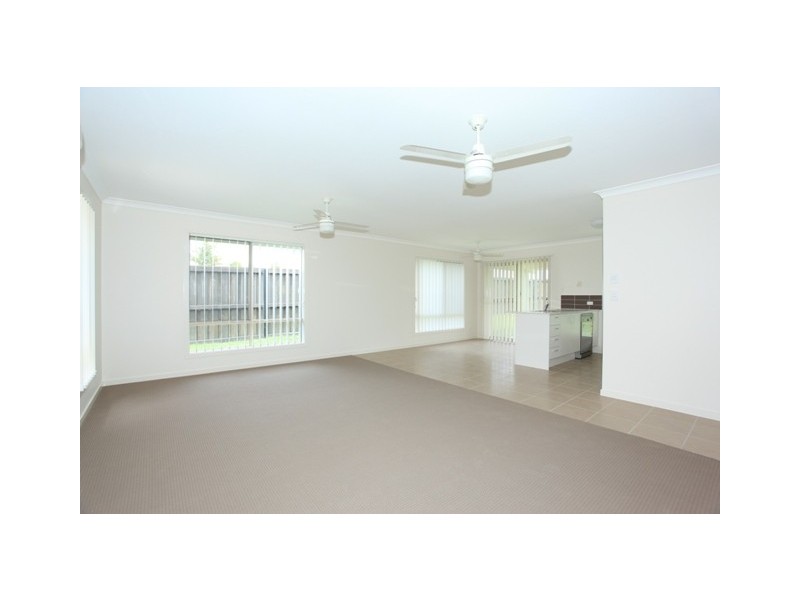 119 Mackintosh Drive, North Lakes QLD 4509