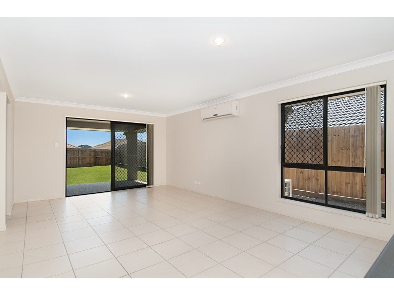 38 Sears Parade, North Lakes QLD 4509