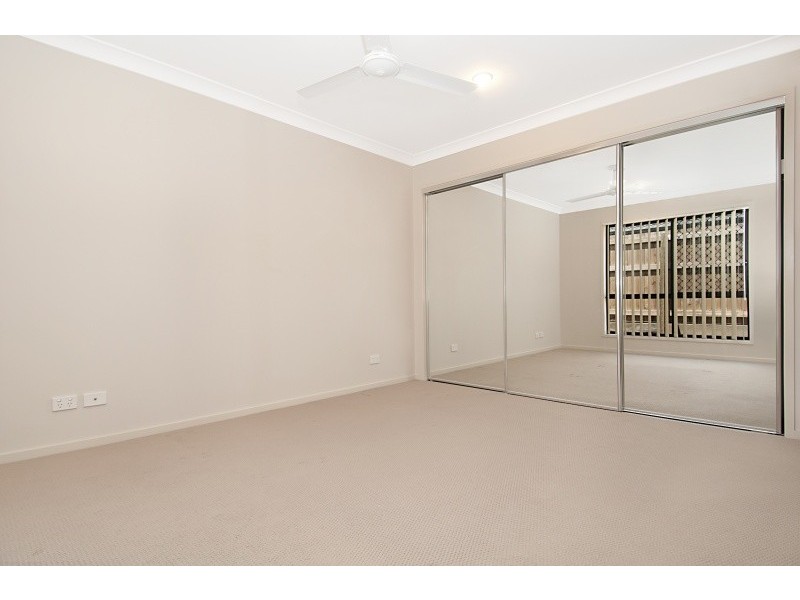 38 Sears Parade, North Lakes QLD 4509