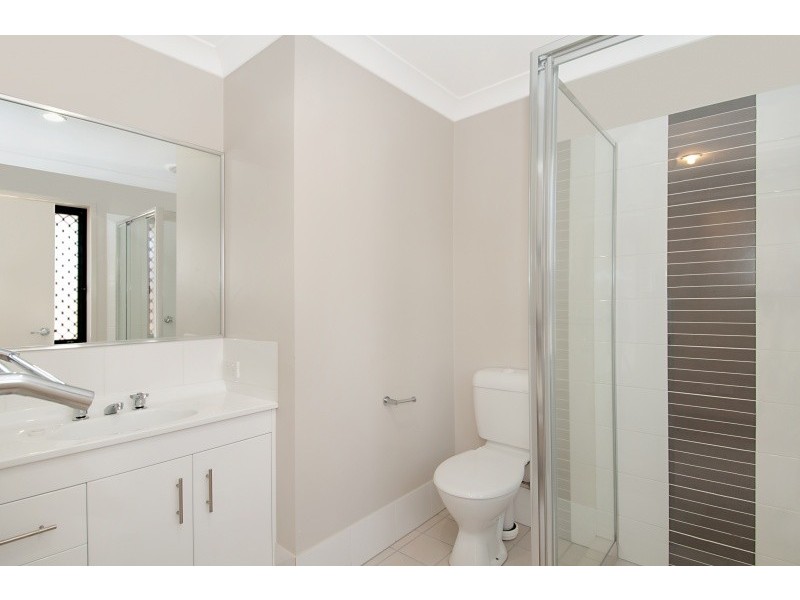 38 Sears Parade, North Lakes QLD 4509