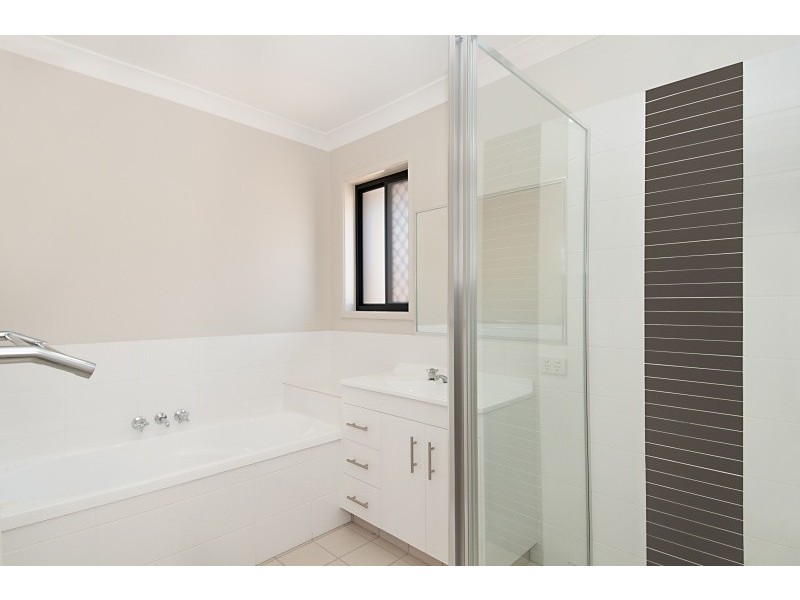 38 Sears Parade, North Lakes QLD 4509