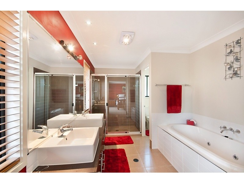 19 Peridot Crescent, Mango Hill QLD 4509