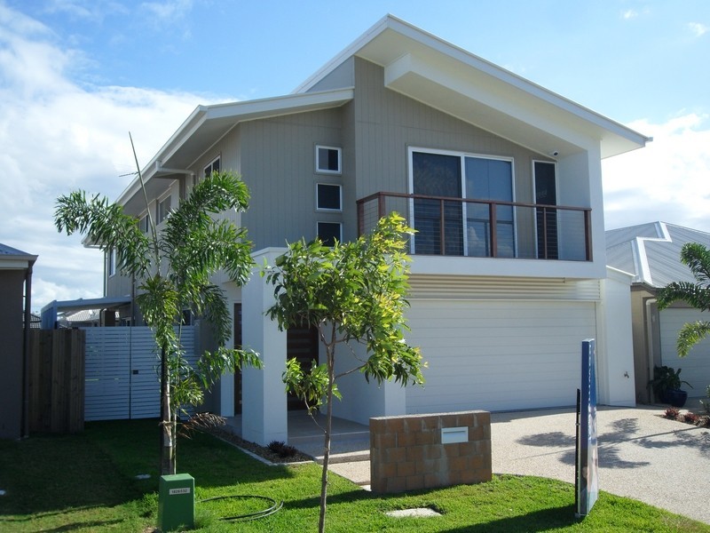 72 Daintree Circuit, North Lakes QLD 4509