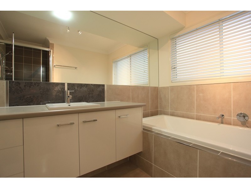 72 Daintree Circuit, North Lakes QLD 4509