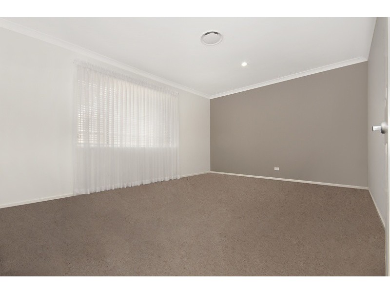 24 Hetherington Street, North Lakes QLD 4509