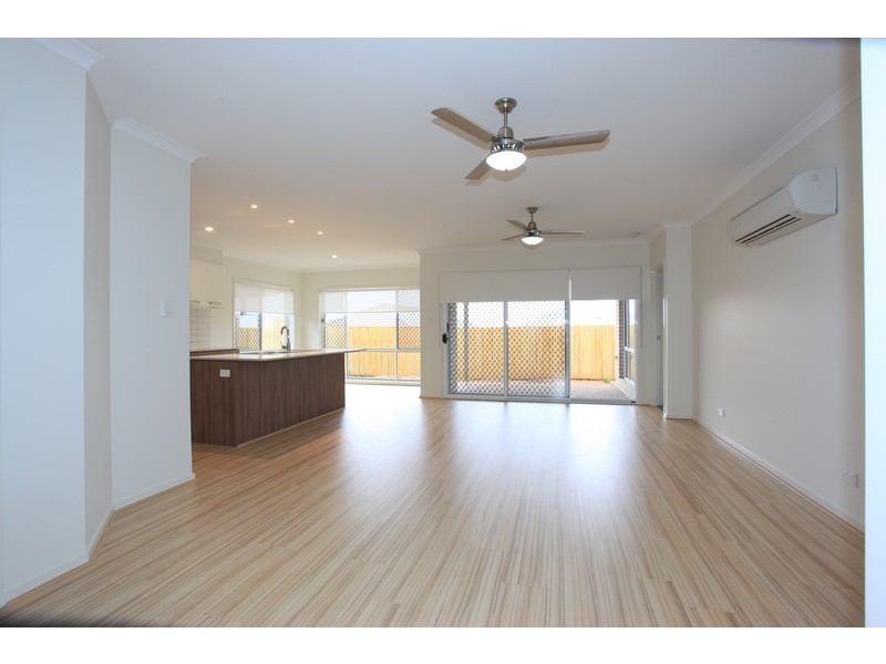 21 Moonie Crescent, North Lakes QLD 4509