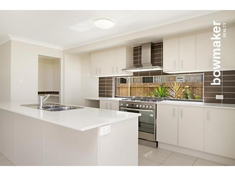 108 Mackintosh Drive, North Lakes QLD 4509