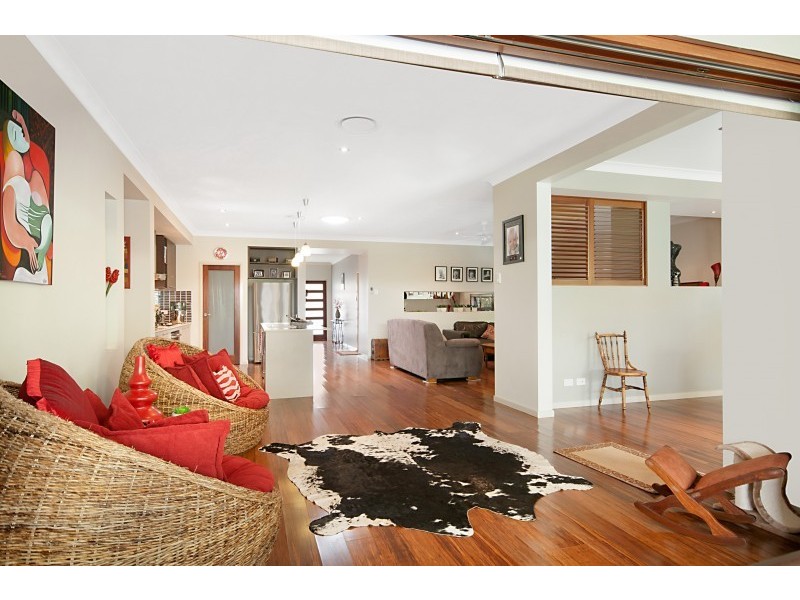 2 Warabi Crescent, North Lakes QLD 4509