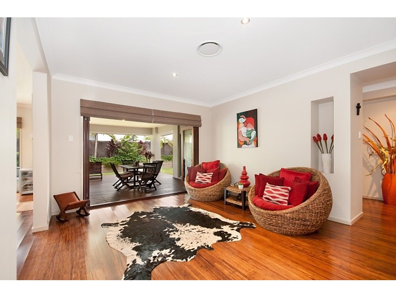 2 Warabi Crescent, North Lakes QLD 4509