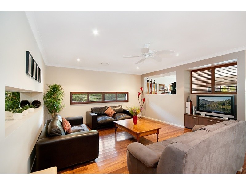 2 Warabi Crescent, North Lakes QLD 4509