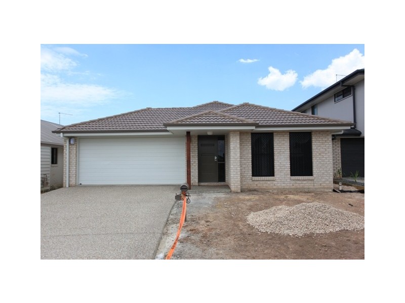 33 Severn Crescent, North Lakes QLD 4509