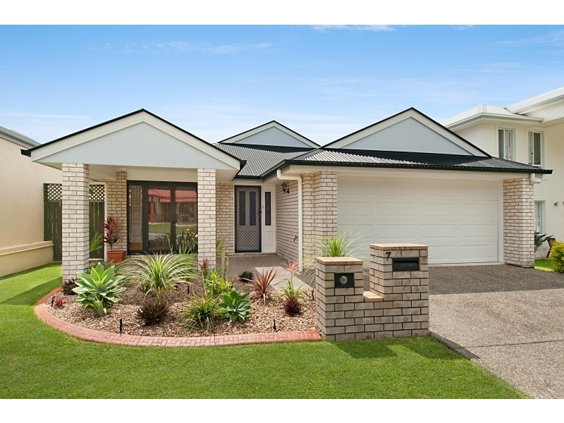 7 Glorious Court, North Lakes QLD 4509