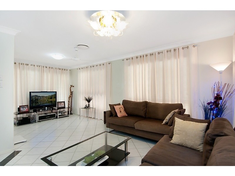 7 Glorious Court, North Lakes QLD 4509