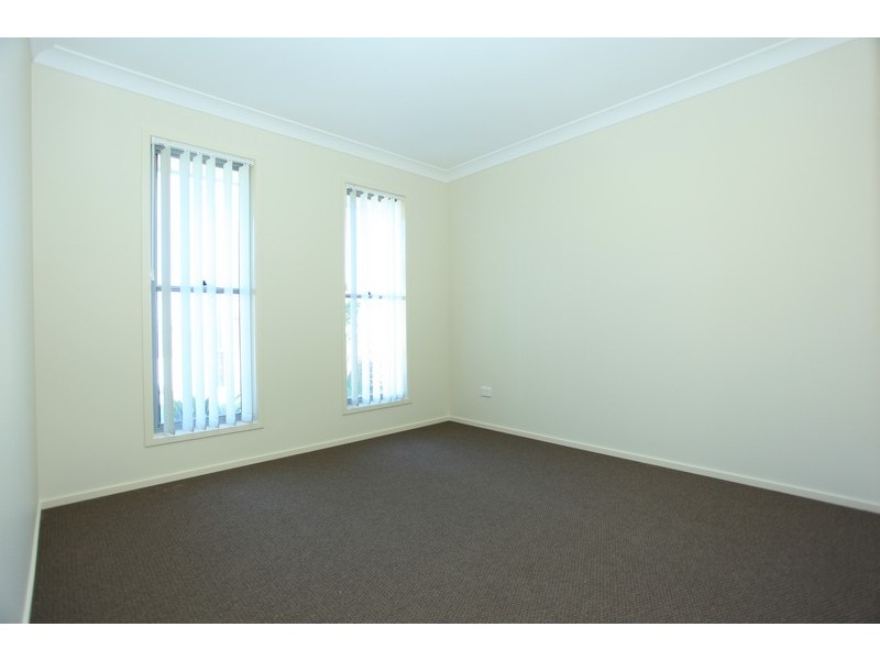 18 Williams Crescent, North Lakes QLD 4509