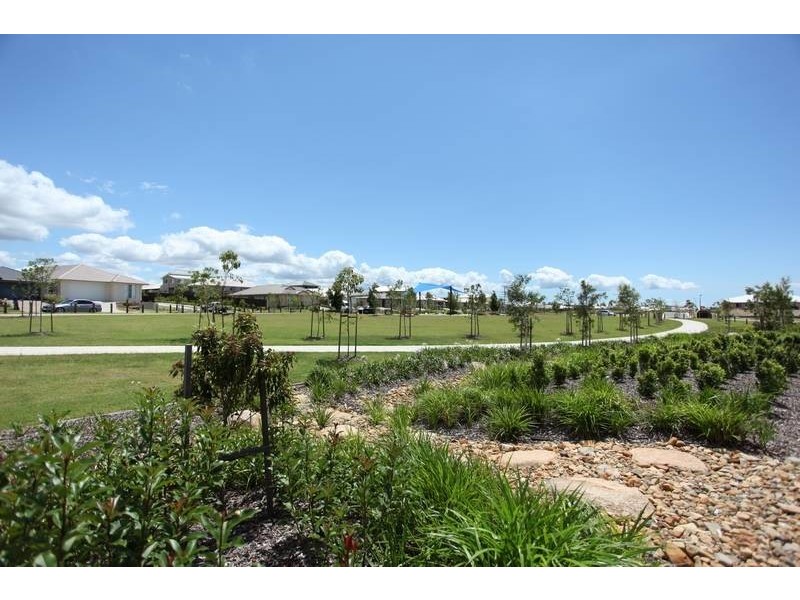21 Merion Crescent, North Lakes QLD 4509