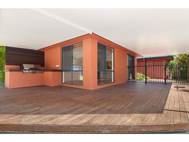 18 Sandpiper Avenue, North Lakes QLD 4509