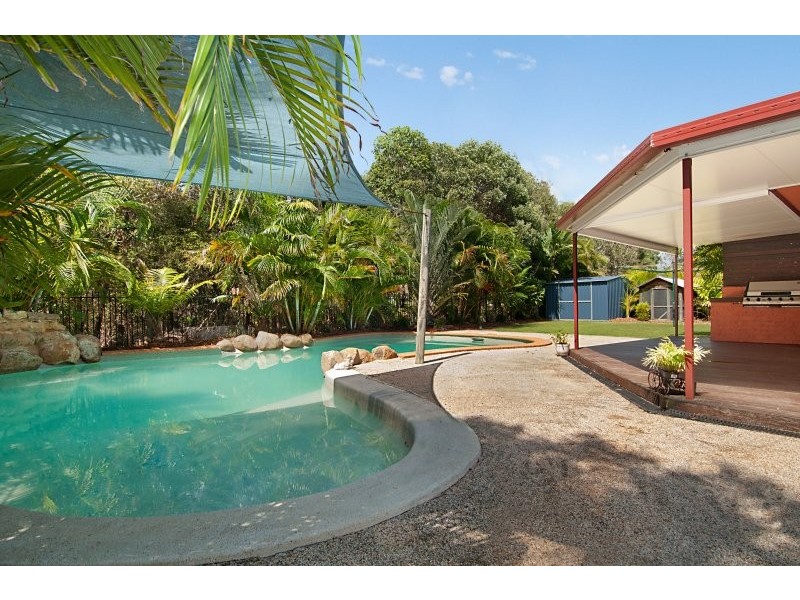 18 Sandpiper Avenue, North Lakes QLD 4509