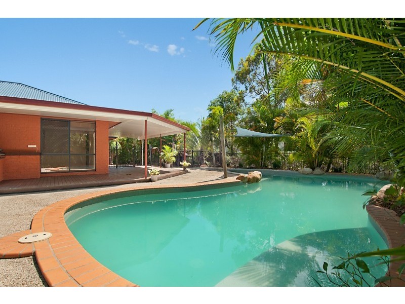 18 Sandpiper Avenue, North Lakes QLD 4509