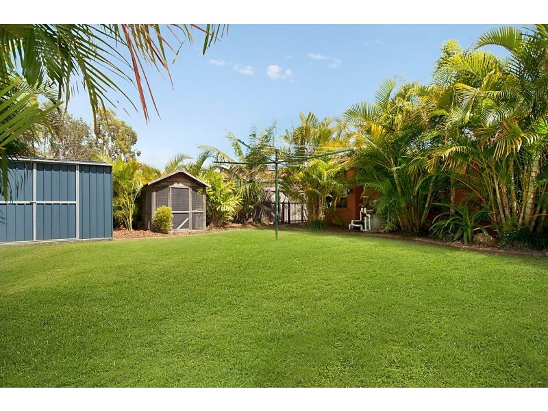 18 Sandpiper Avenue, North Lakes QLD 4509