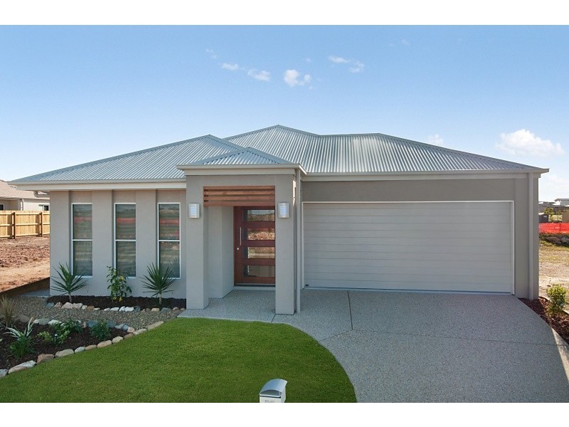 140 Nicklaus Parade, North Lakes QLD 4509