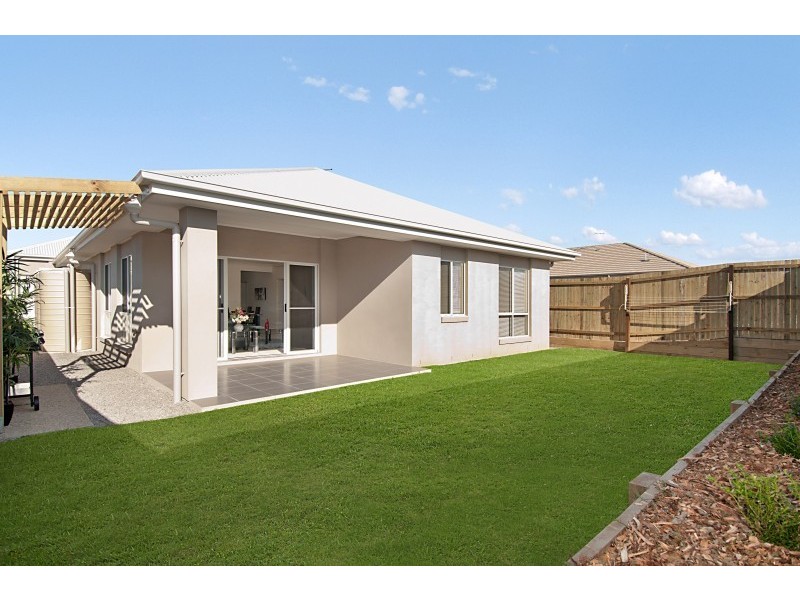 140 Nicklaus Parade, North Lakes QLD 4509