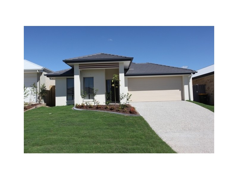 131 Mackintosh Drive, North Lakes QLD 4509